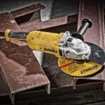 Rebarbadora 230mm 2.000 W ref.DWE490-QS DEWALT