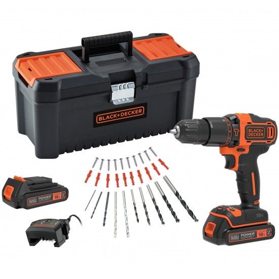 Aparafusadora Black Decker c/percusso 18V, 2 baterias de 1.5Ah, carregador e 30 acessrios em mala 