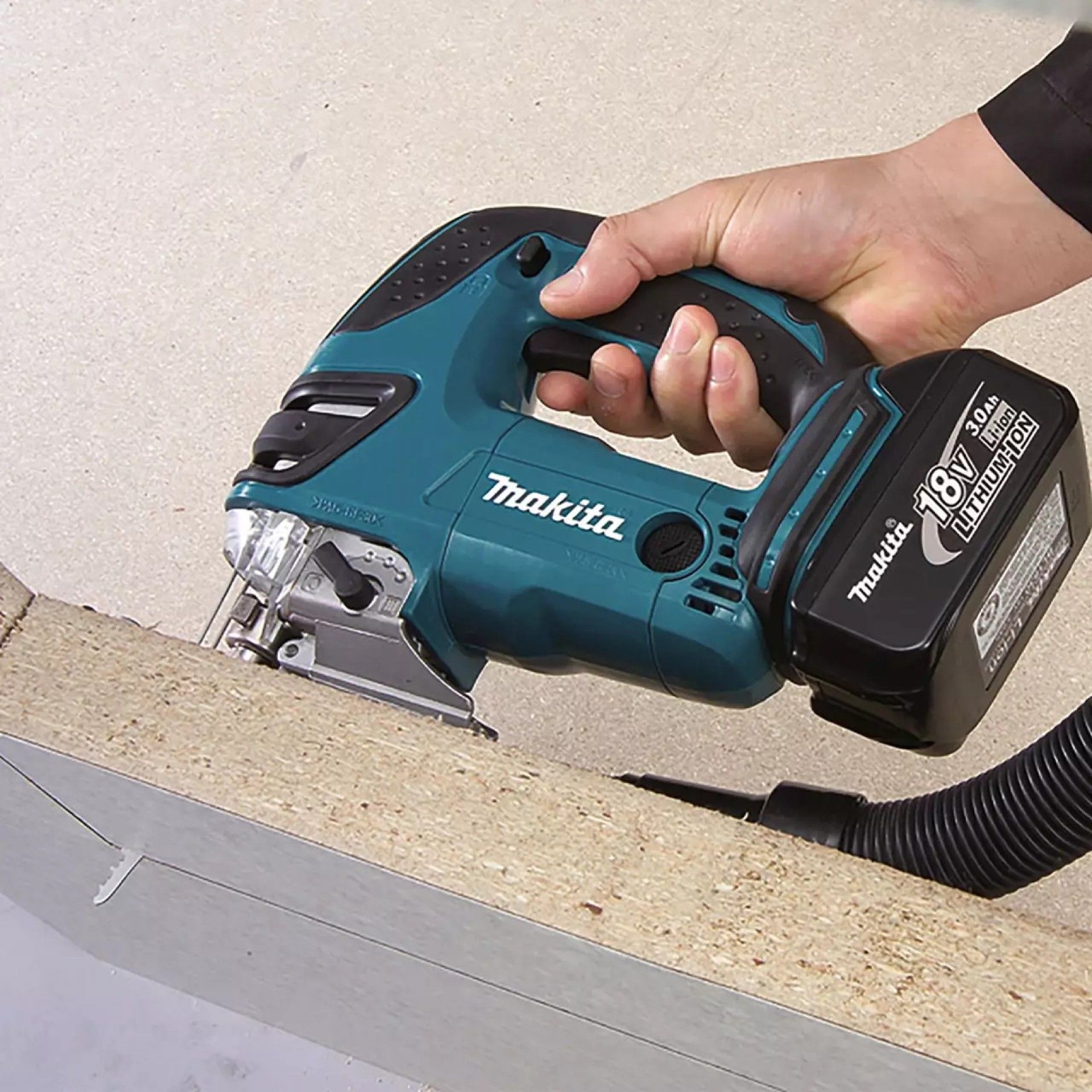 Serra vertical Makita 18V LXT DJV180ZX