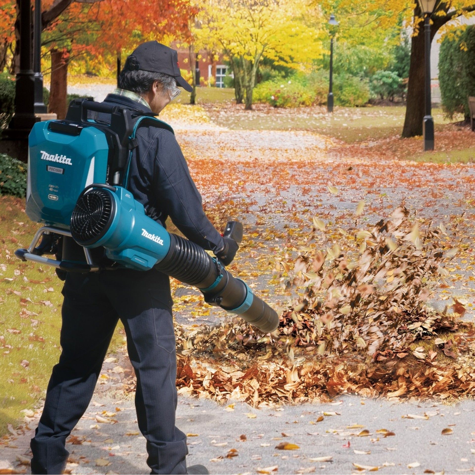 Soprador de mochila Makita BL 36V UB004CZ
