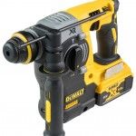 Kit DeWalt Aparafusadora DCD996 + Martelo perfurador DCH273 + 2 baterias 5.0Ah + carregador [DCK229P Kit DeWalt Aparafusadora DCD996 + Martelo perfurador DCH273 + 2 baterias 5.0Ah + carregador [DCK229P