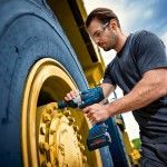 Chave de impacto sem fio  Bosch GDS 18V-1600 Brushless [06019M1001]