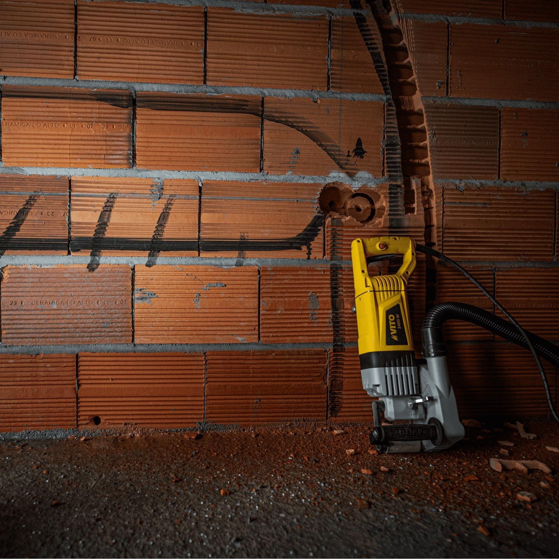 Máquina abre roços 2400w refª VIMAR2400 VITO