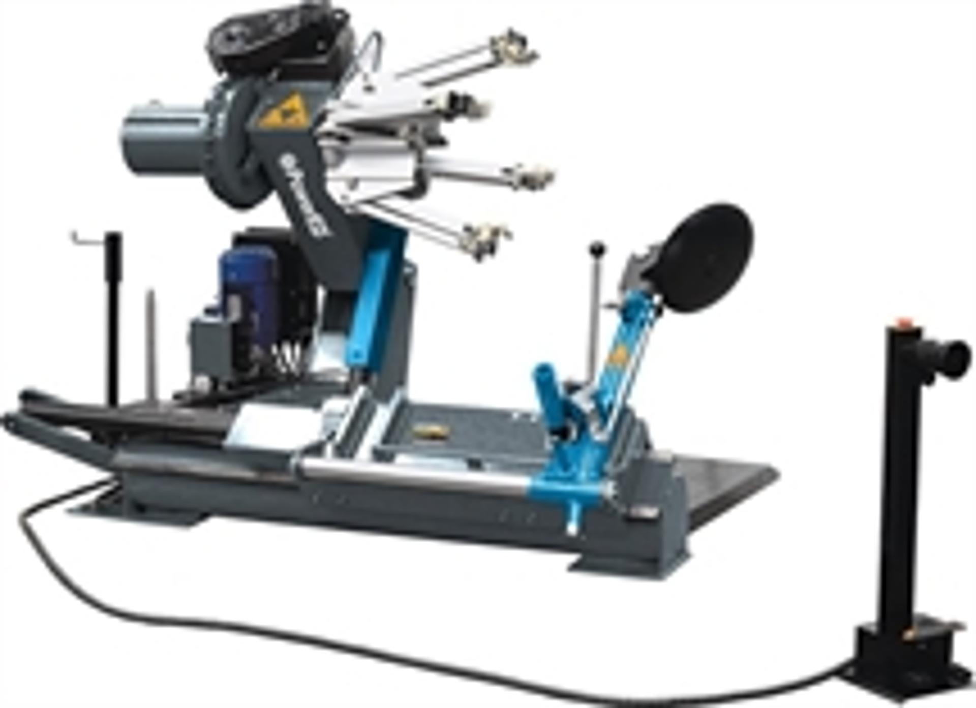 Maq. Desmontar Pneus Agro 400V Ptc90 refª 240529 Powered