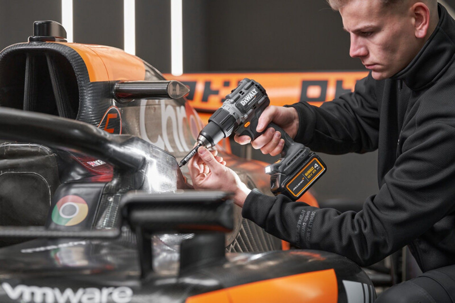 Aparafusadora XR 18V McLaren edition refª DCD85MM2T-QW DEWALT