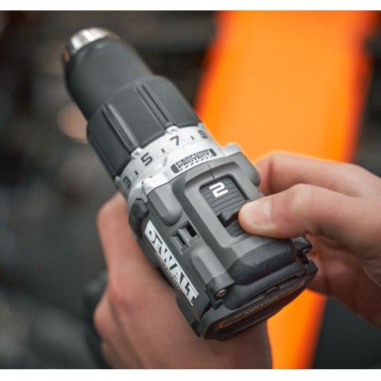 Aparafusadora XR 18V McLaren edition refª DCD85MM2T-QW DEWALT Aparafusadora XR 18V McLaren edition refª DCD85MM2T-QW DEWALT