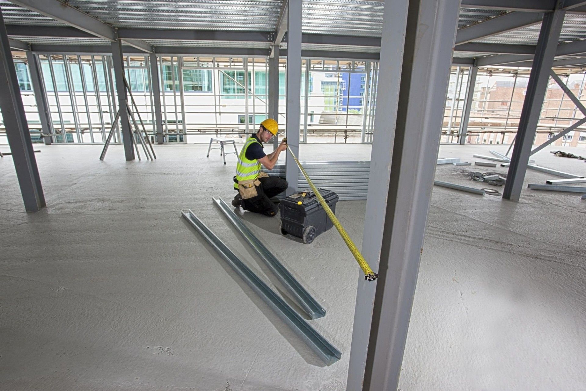 Fita métrica AutoLock 5m x 32mm com gancho XL + gancho magnético refª XTHT0-33671 STANLEY