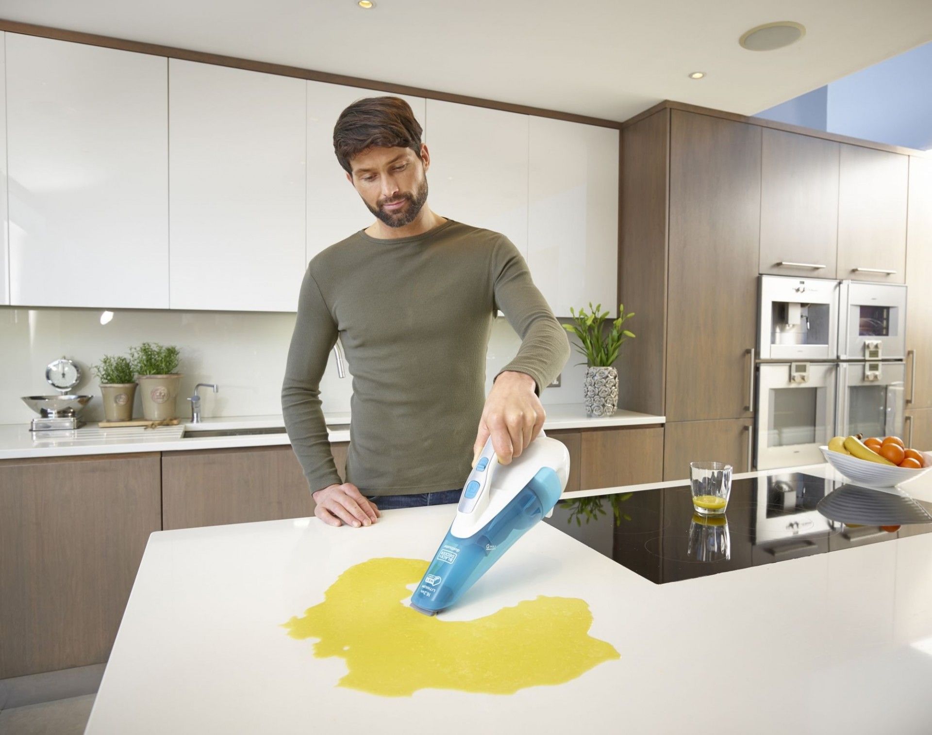 Aspirador Dustbuster Lítio 16.2Wh Sólidos e Líquidos refª WDA315J BLACK DECKER