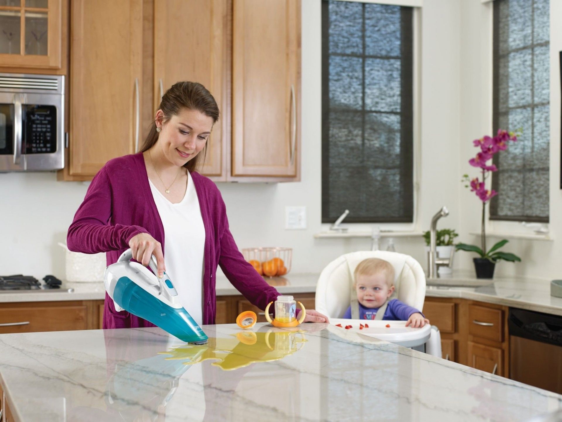 Aspirador Dustbuster Lítio 16.2Wh Sólidos e Líquidos refª WDA315J BLACK DECKER