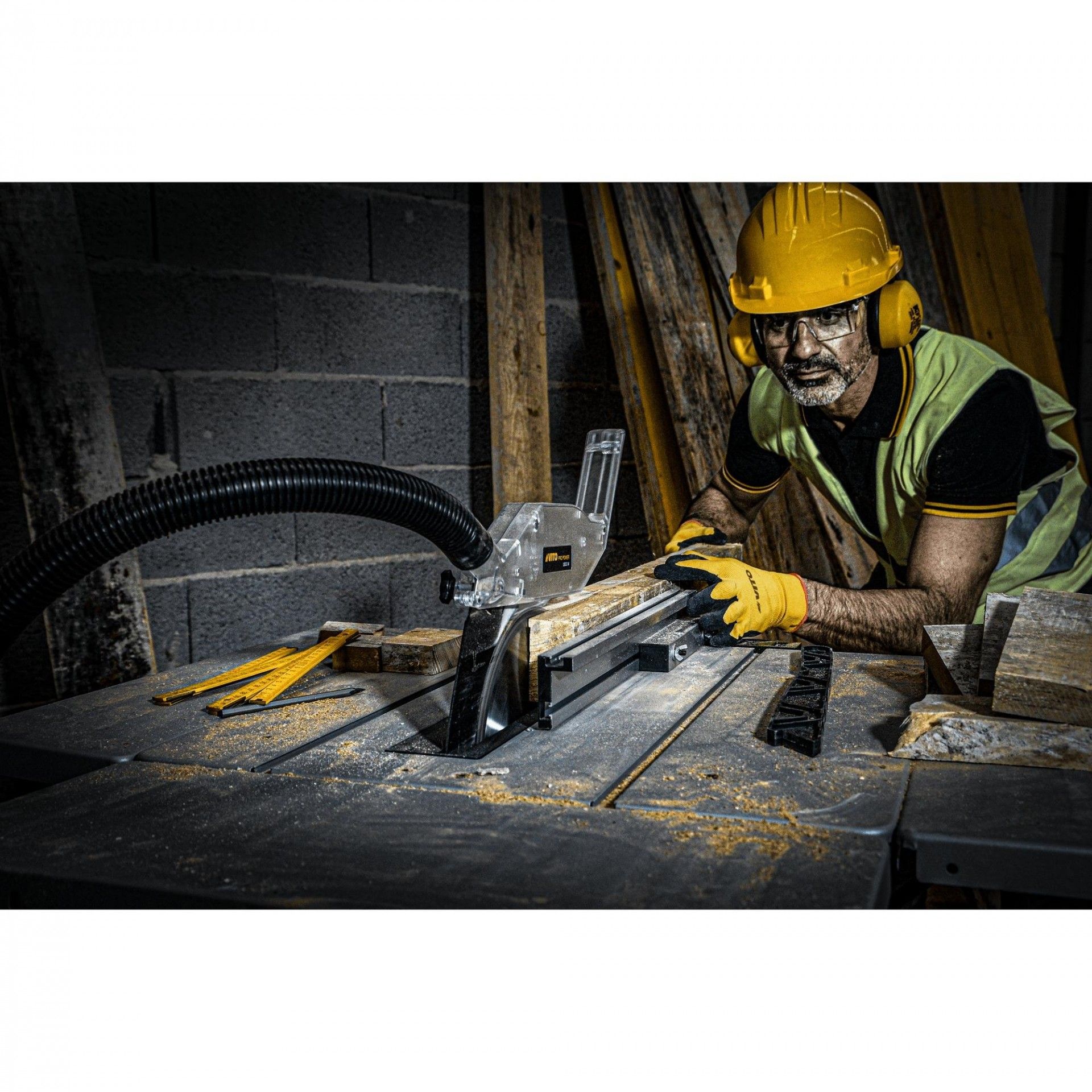 Serra circular de bancada 1800w refª VISCB18A VITO