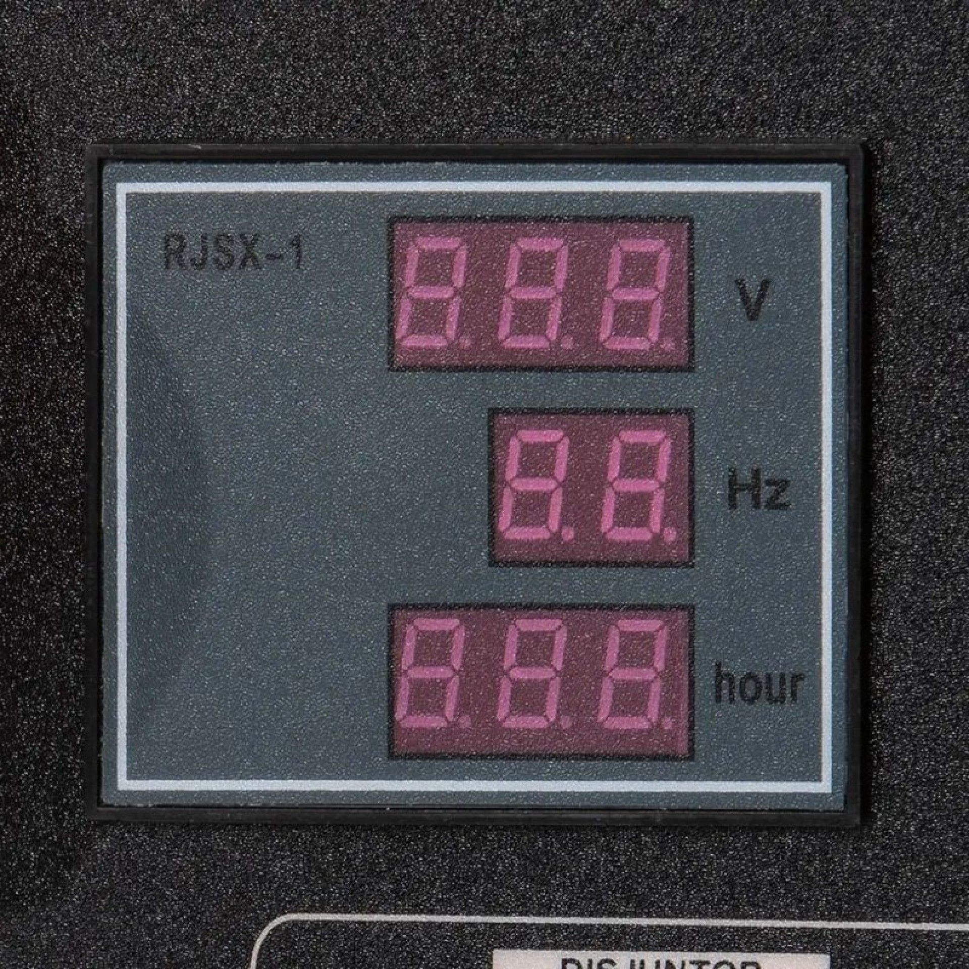 Gerador 8KVA electric start c/ rodas e pega trifásico refª VIG8TRL VITO