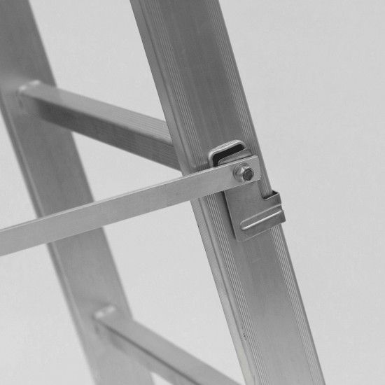 Escada tripla degrau quadrado 3x2,5 m ref� VIETQ25 VITO