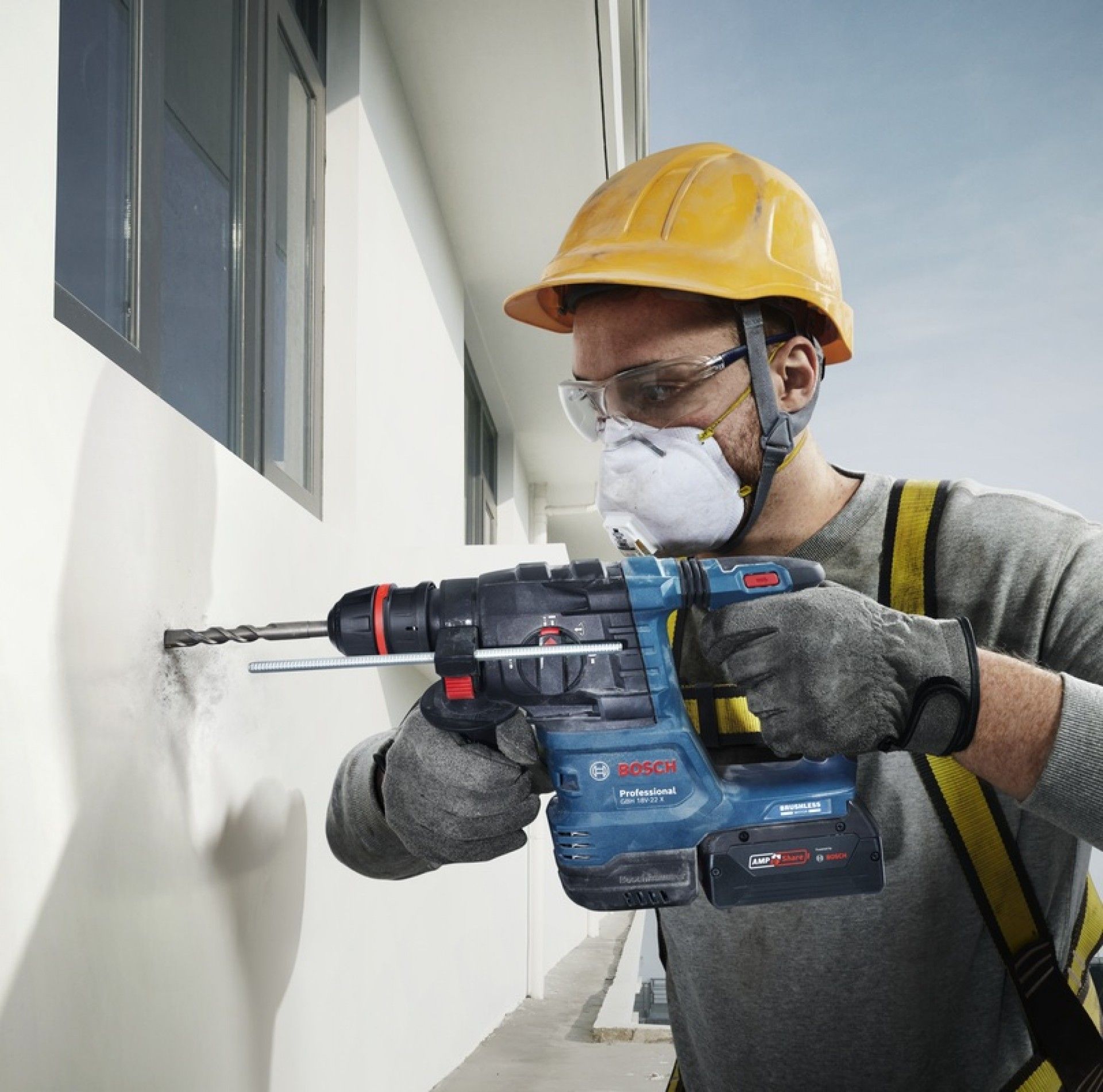 Martelo GBH 18V-22 X + 2 baterias 4.0Ah L-BOXX refª 0611924101 BOSCH