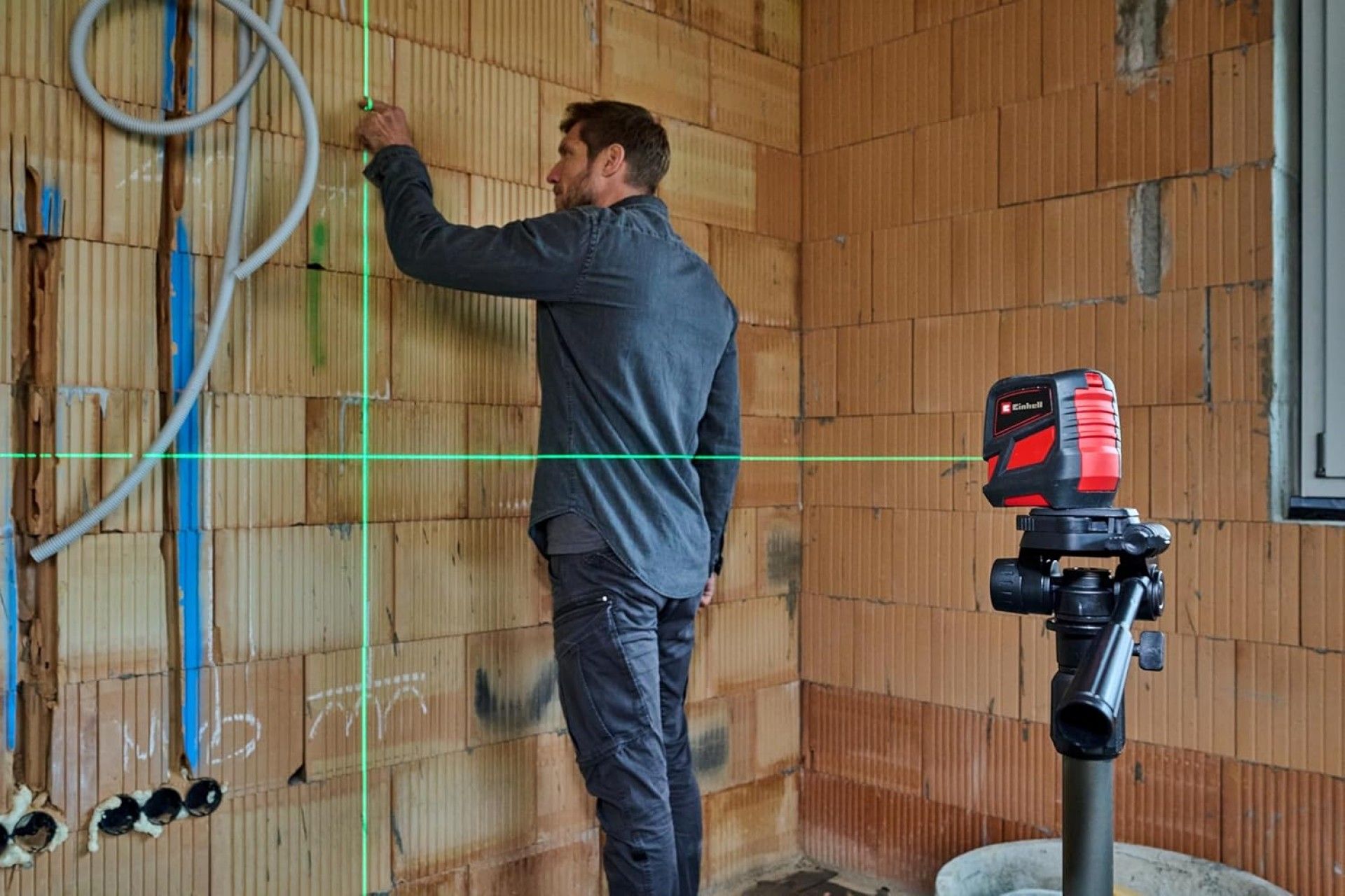 Laser linhas transversais TC-LL 2 G refª 2270109 EINHELL