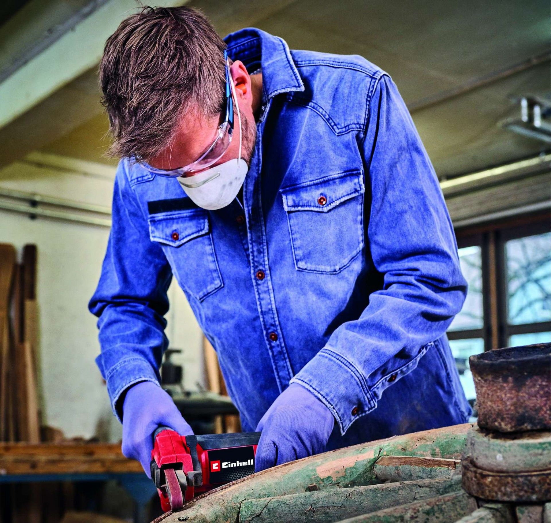 Lixadora de cinta TC-BF 500 E ? Lixadora de cinta compacta refª 4461020 Einhell