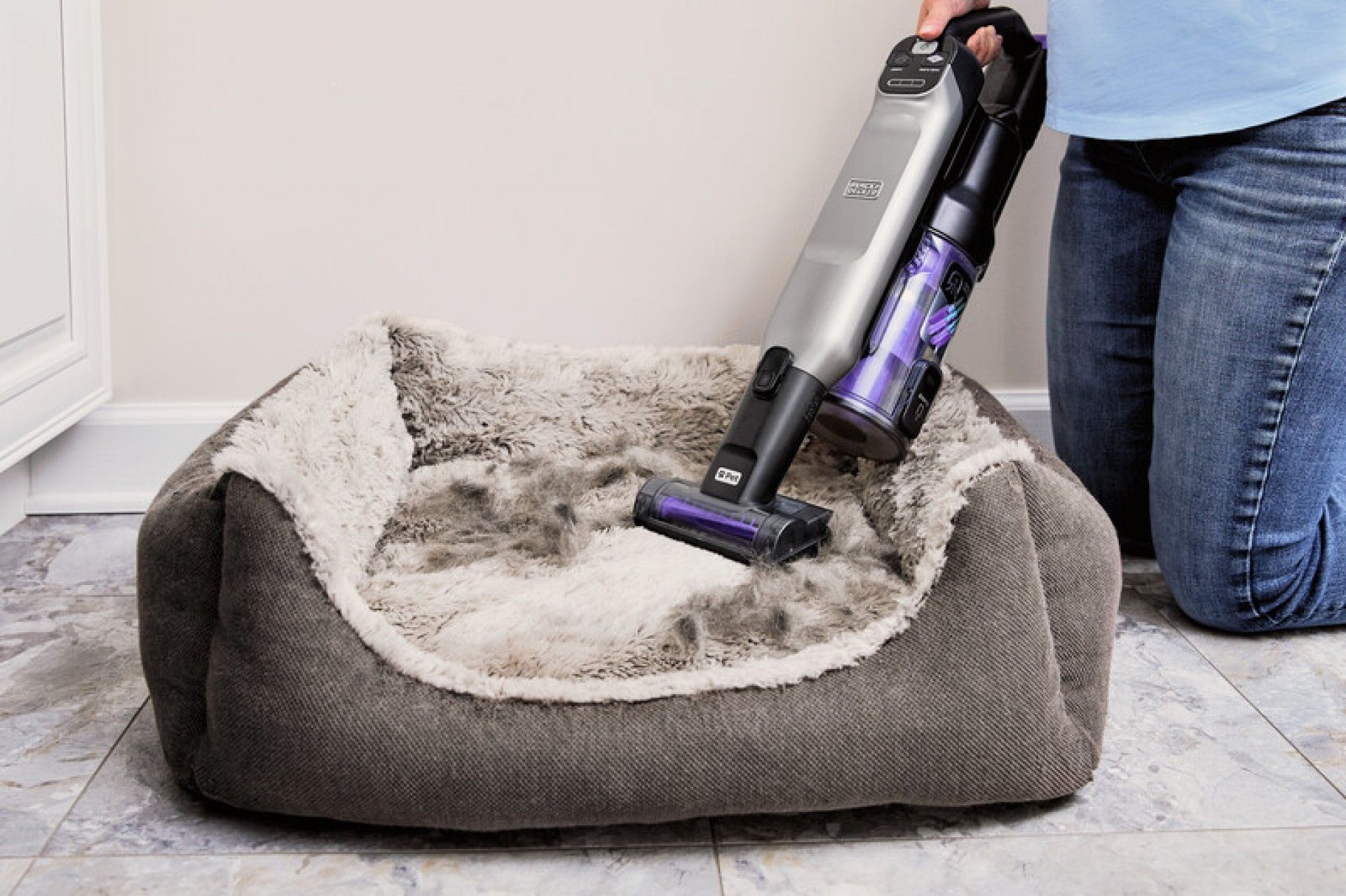 Aspirador de escova 2.0Ah 21,6V Pet BL refª BHFEA640WP-QW Black Decker