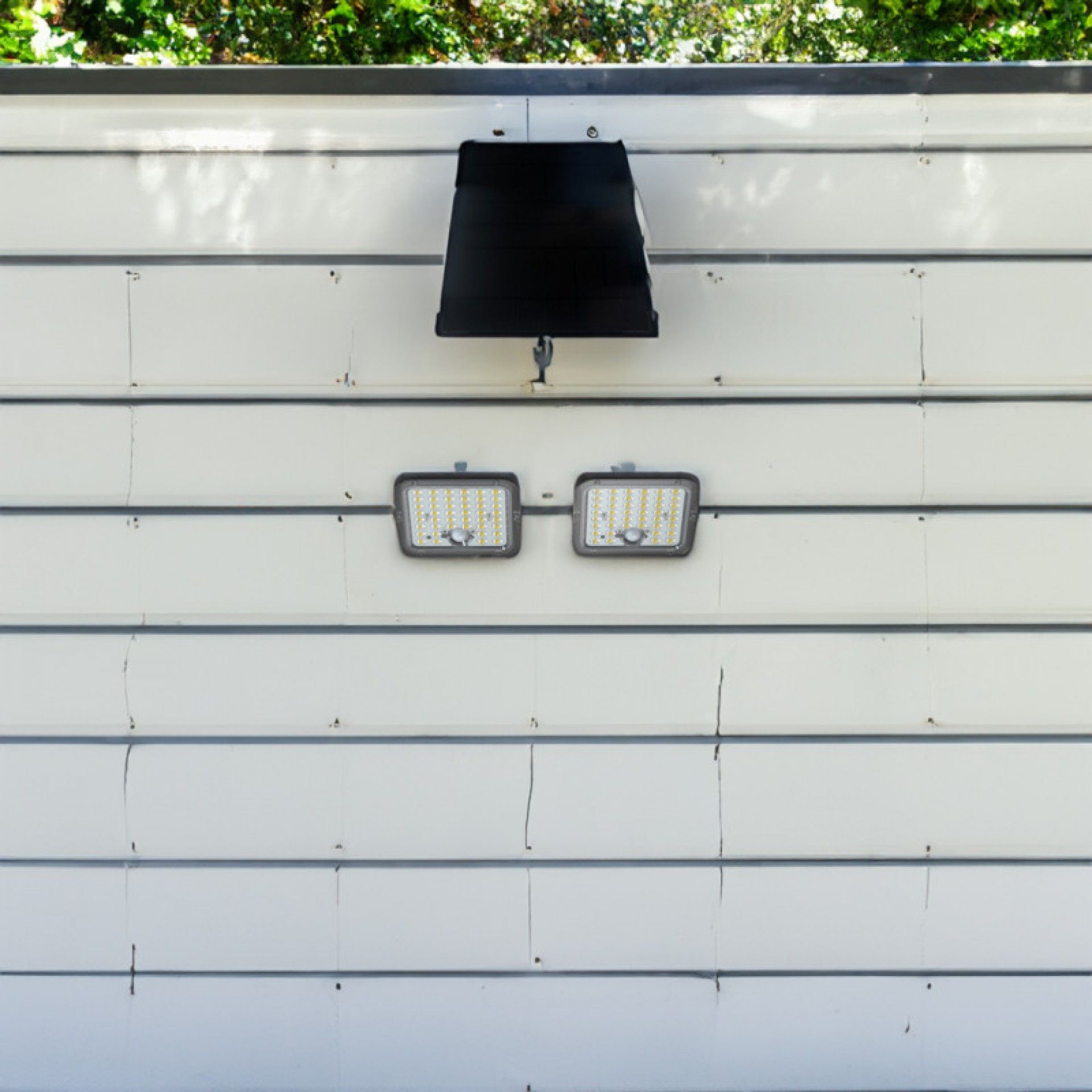 Kit 2 projetores + painel solar refª PACK2PRS7WMCEE XANLITE