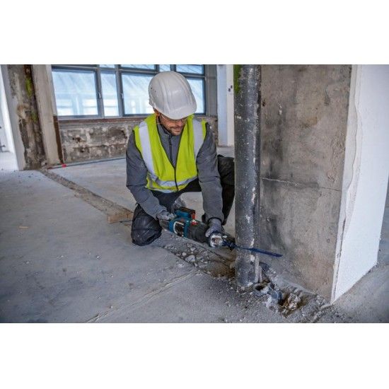 Serra sabre sem fio BITURBO GSA 18V-28 Professional refª 06016C0001 BOSCH Serra sabre sem fio BITURBO GSA 18V-28 Professional refª 06016C0001 BOSCH