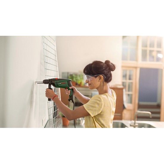 Berbequim de percussão UniversalImpact 730 refª 0603313402 BOSCH Berbequim de percussão UniversalImpact 730 refª 0603313402 BOSCH