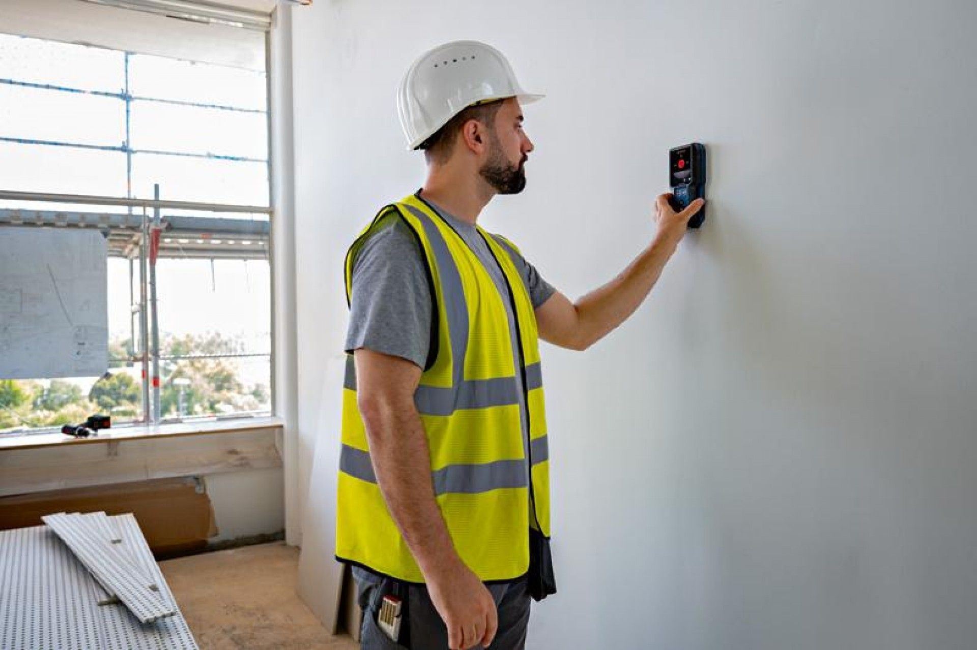 Detetor de metais GMS 120-27 Professional refª 0601081701 BOSCH