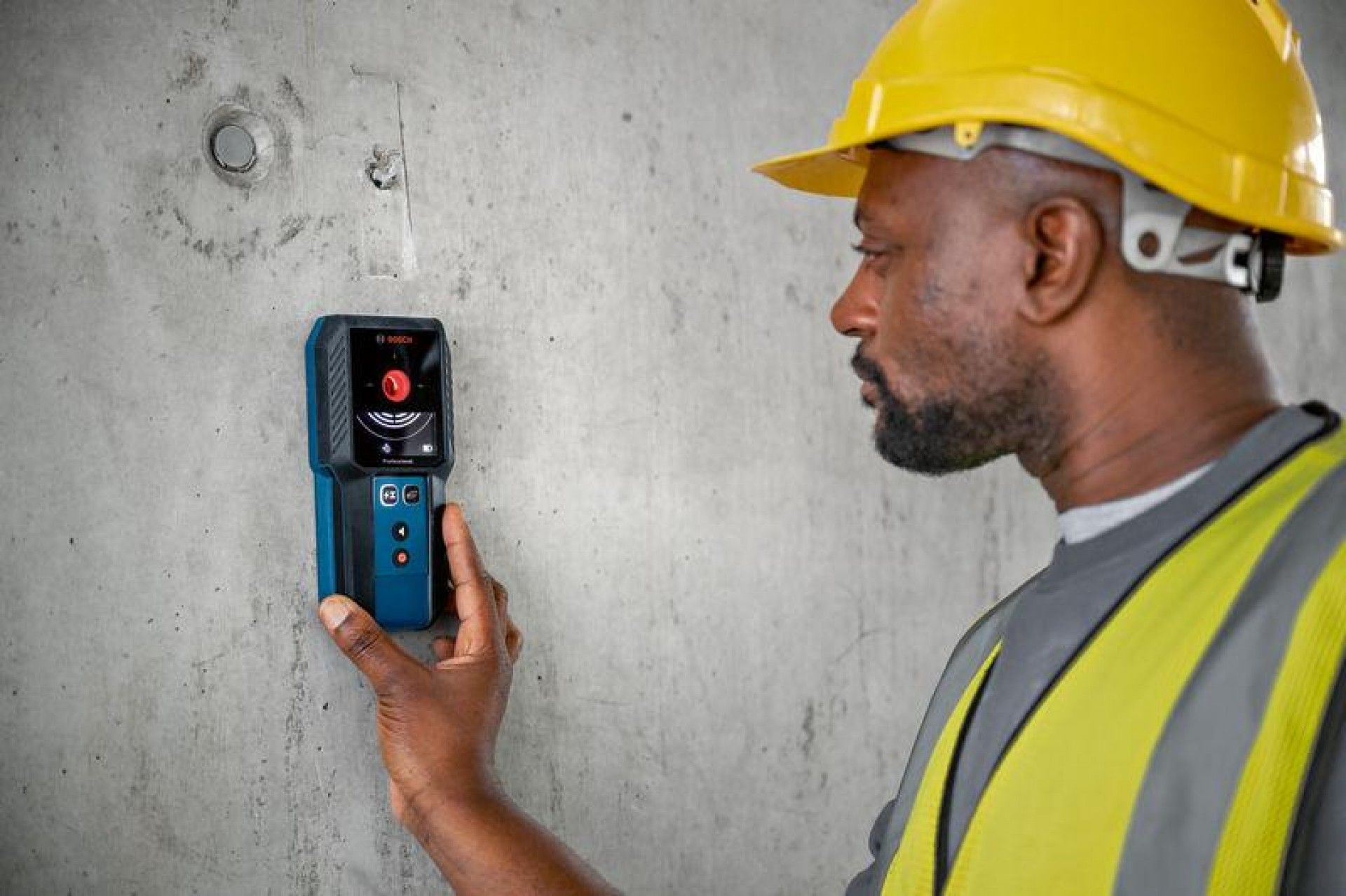 Detetor de metais GMS 120-27 Professional refª 0601081701 BOSCH