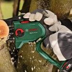 Eletrosserra sem fio EasyChain 18V-15-7 ref� 06008B8900 BOSCH