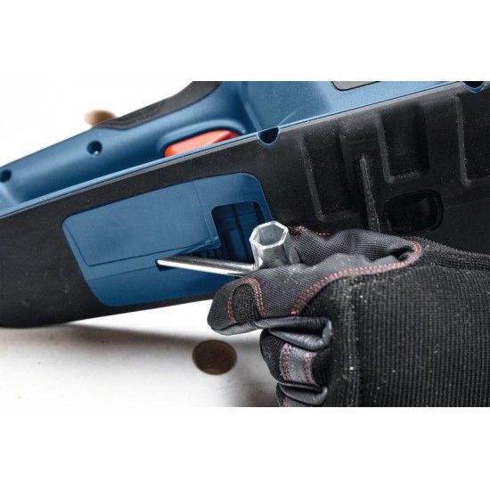 Serra de corrente GKE 18V-40 refª 06008D3000 BOSCH Serra de corrente GKE 18V-40 refª 06008D3000 BOSCH