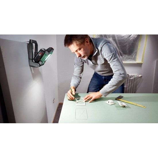 Luz de trabalho LED sem fio UniversalWorkLight 18V-2100 refª 06039A1300 BOSCH Luz de trabalho LED sem fio UniversalWorkLight 18V-2100 refª 06039A1300 BOSCH