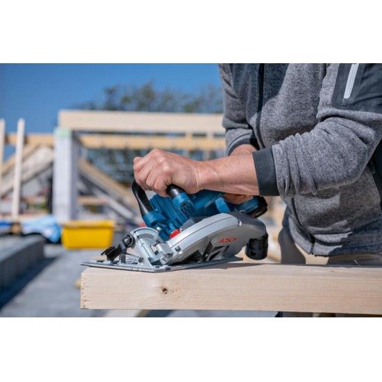 Serra circular sem fio BITURBO GKS 18V-70 L Professional refª 06016B9000 BOSCH Serra circular sem fio BITURBO GKS 18V-70 L Professional refª 06016B9000 BOSCH