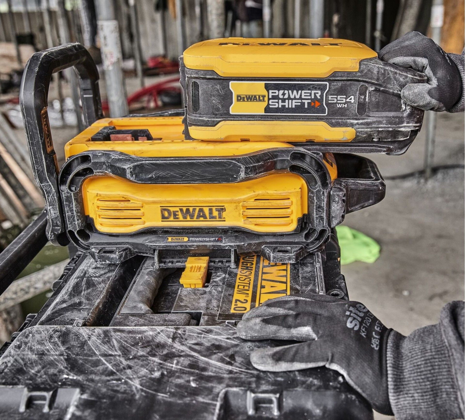 Carregador 550W Li-Ion 12Ah PowerShift refª DCBPSC0550-QW Dewalt