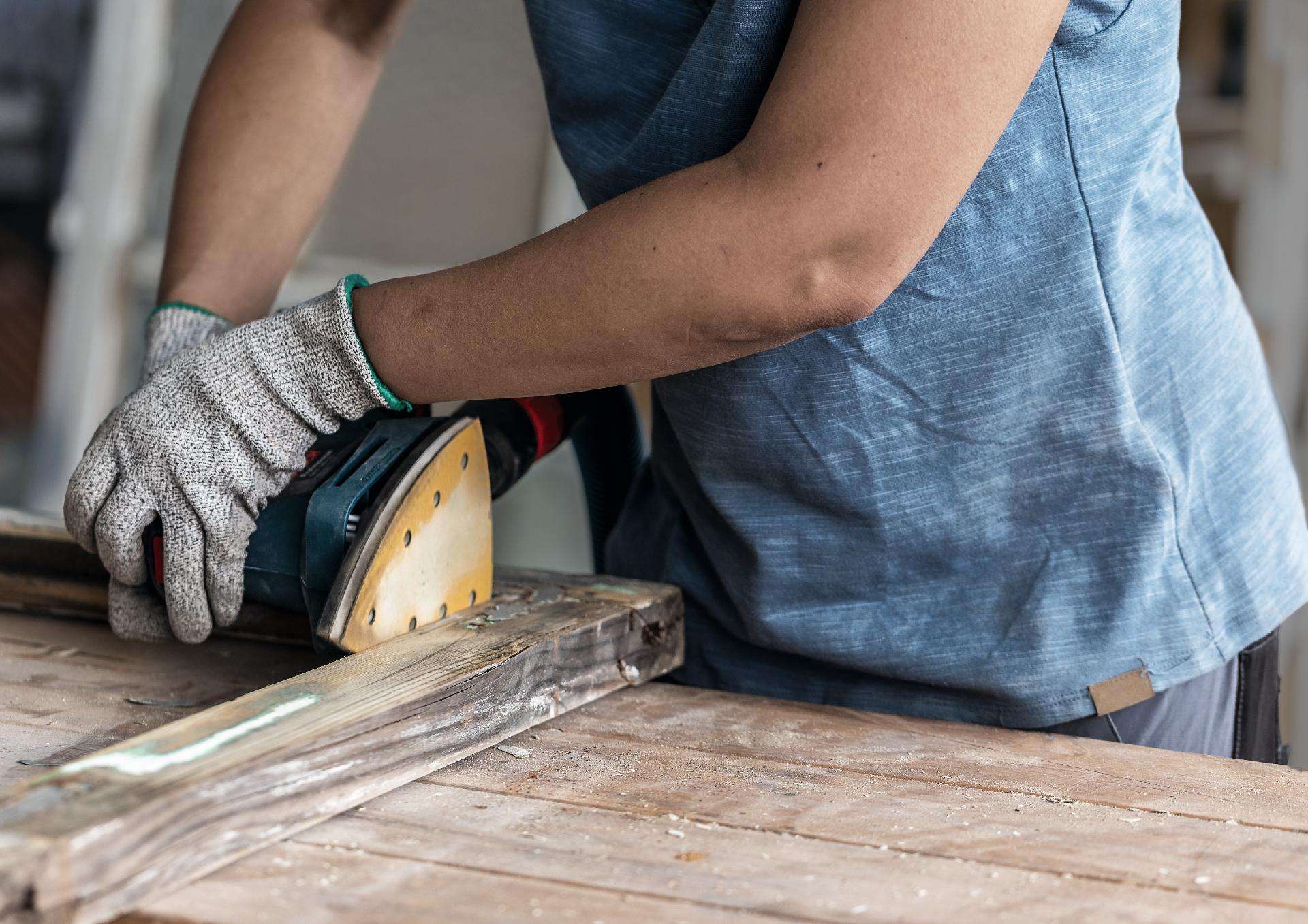 Rolo de lixa EXPERT C470 para lixado manual 93 mm x 50 m, G 400 refª 2608900976 BOSCH
