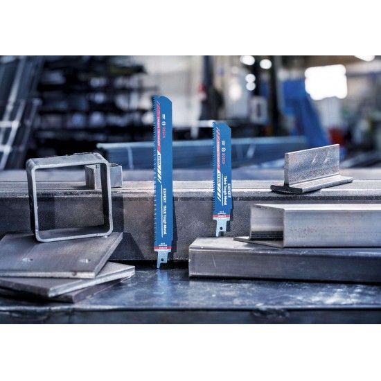 Lâmina de serra sabre S1155CHC EXPERT Thick Tough Metal, 3 un. refª 2608900369 BOSCH Lâmina de serra sabre S1155CHC EXPERT Thick Tough Metal, 3 un. refª 2608900369 BOSCH