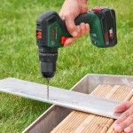 Aparafusadora com percuss�o sem fio UniversalImpact 18V-60 ref� 06039D7102 BOSCH