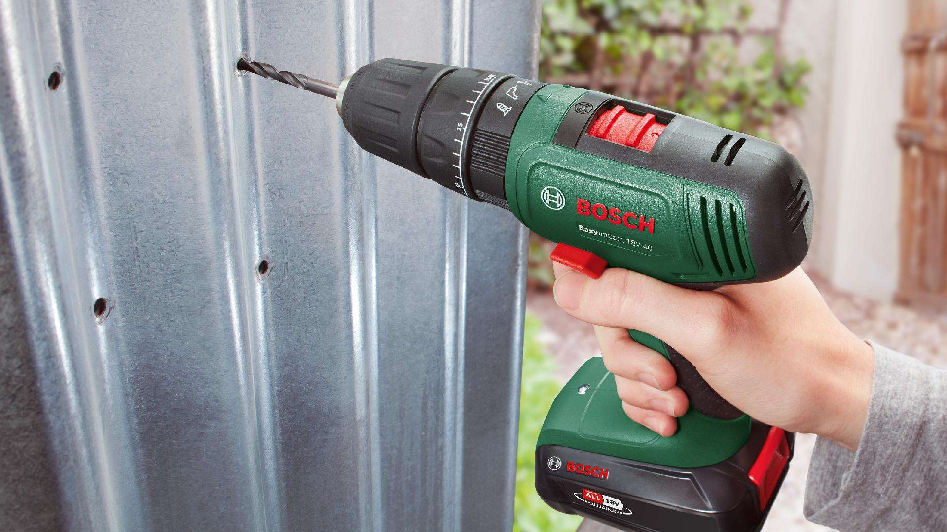 Aparafusadora com percussão sem fio EasyImpact 18V-40 refª 06039D8108 BOSCH