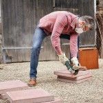 Rebarbadoras sem fio UniversalGrind 18V-75 ref� 06033E5004 BOSCH