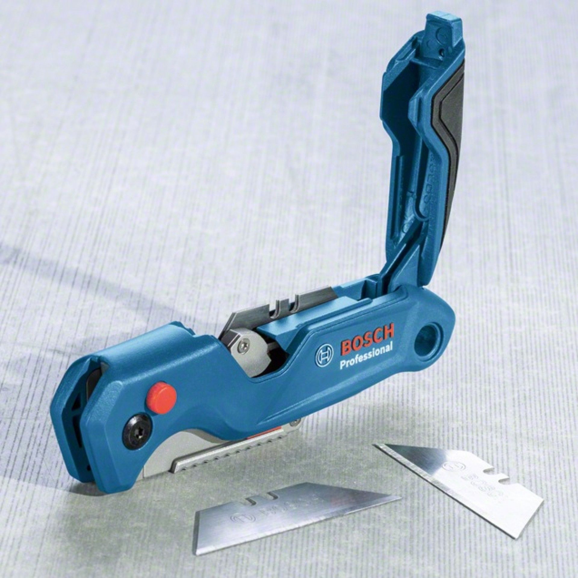 Faca tipo x-ato dobrável refª 1600A016BL Bosch