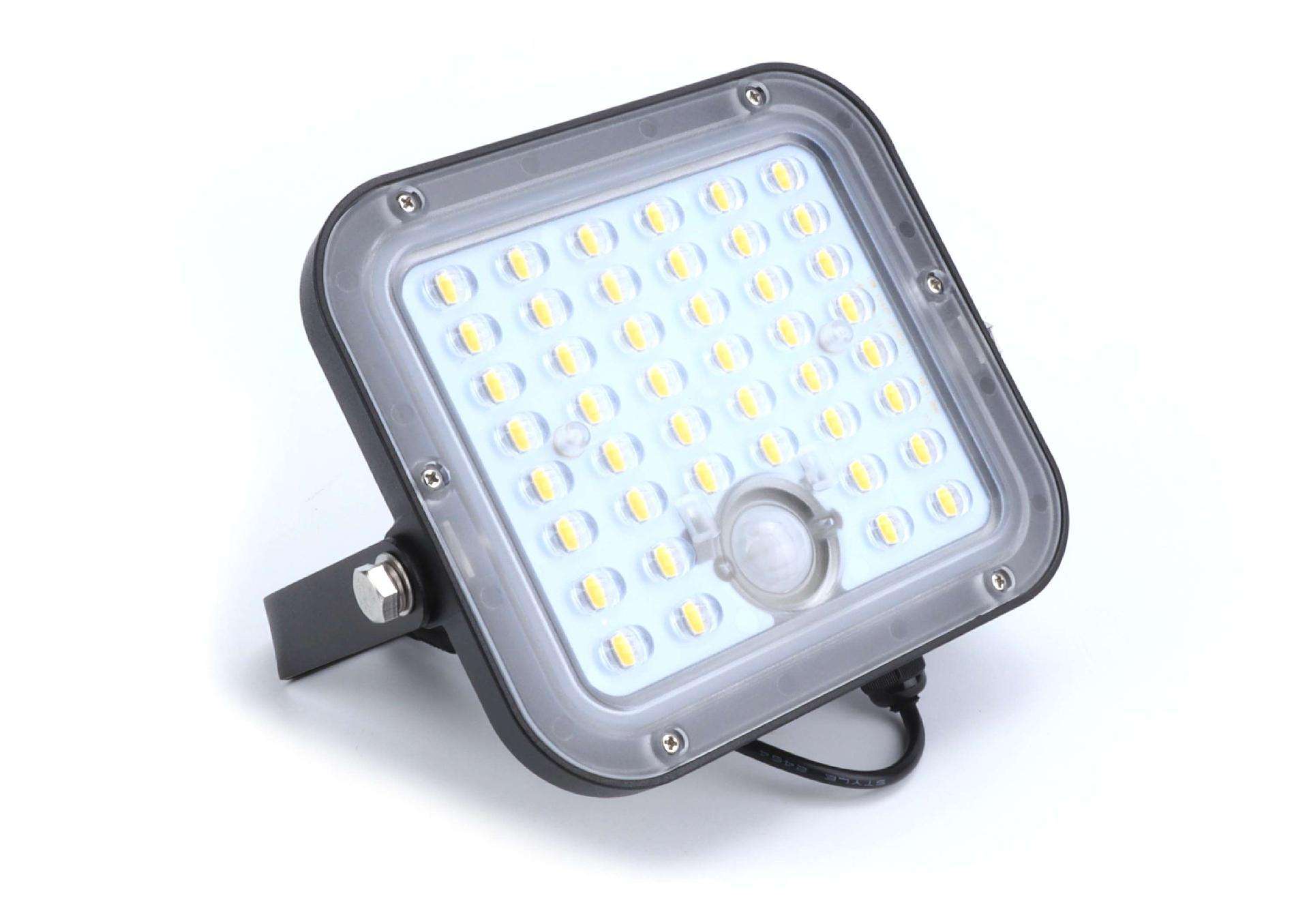 Foco LED, 1500Lm, com Painel Solar, com Sensor refª 68085 MADER