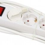 Extenso Eltrica, com Interruptor, 3 Tomadas, 1.5m, 3G x 1.0mm ref 89304 MADER
