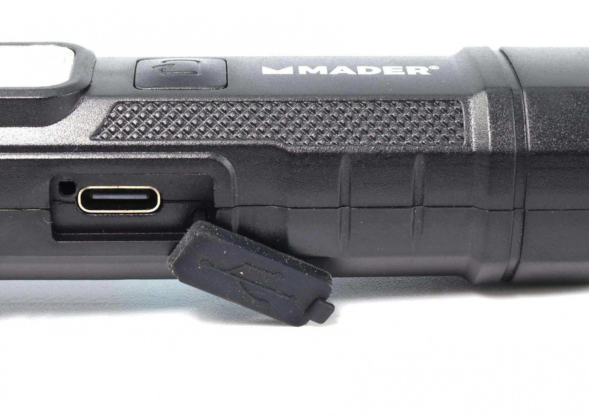 Lanterna Recarregável, 3W COB + 5W LED refª 89281 MADER