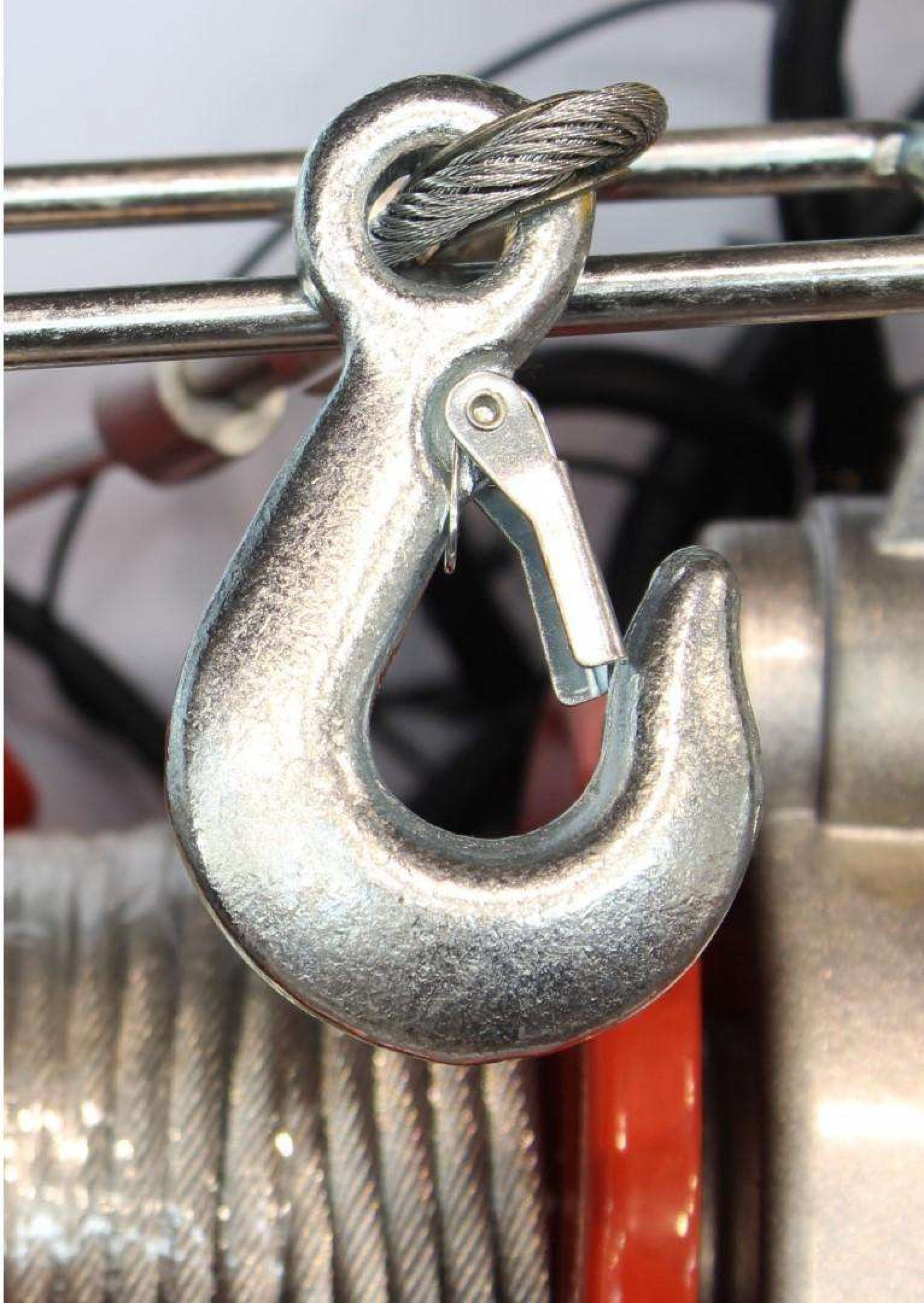 Guincho Elétrico, 100/200Kg refª 87440 MADER