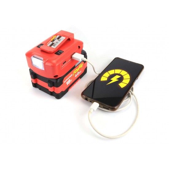 Adaptador com Lanterna, USB A + C, 18V - MADER POWER® ref. 74018 MADER Adaptador com Lanterna, USB A + C, 18V - MADER POWER® ref. 74018 MADER