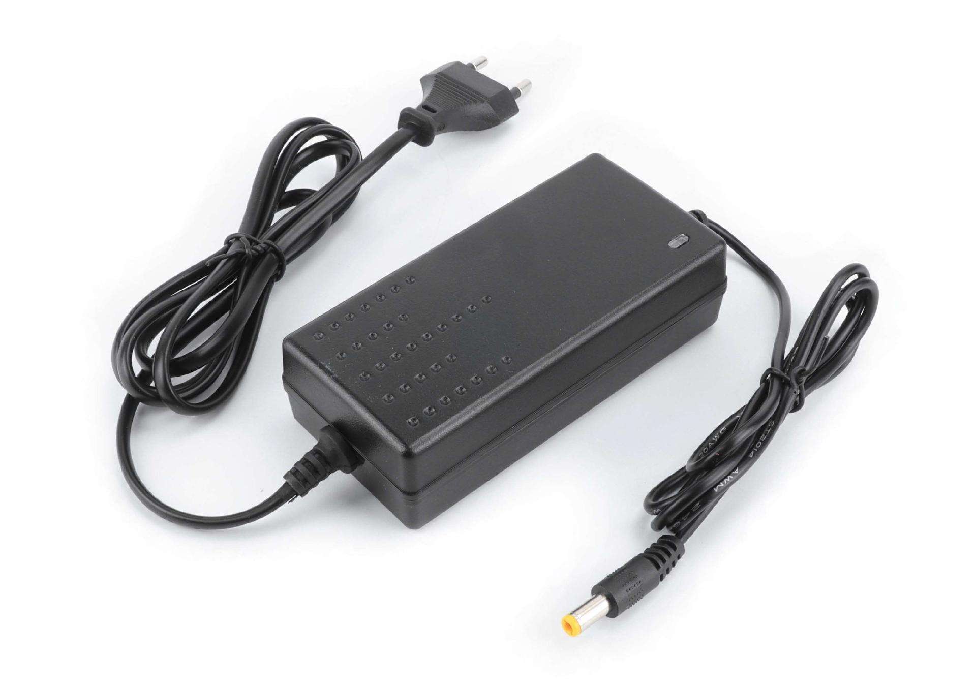 Carregador, 21V - 1A, para 69475 refª 69477 MADER