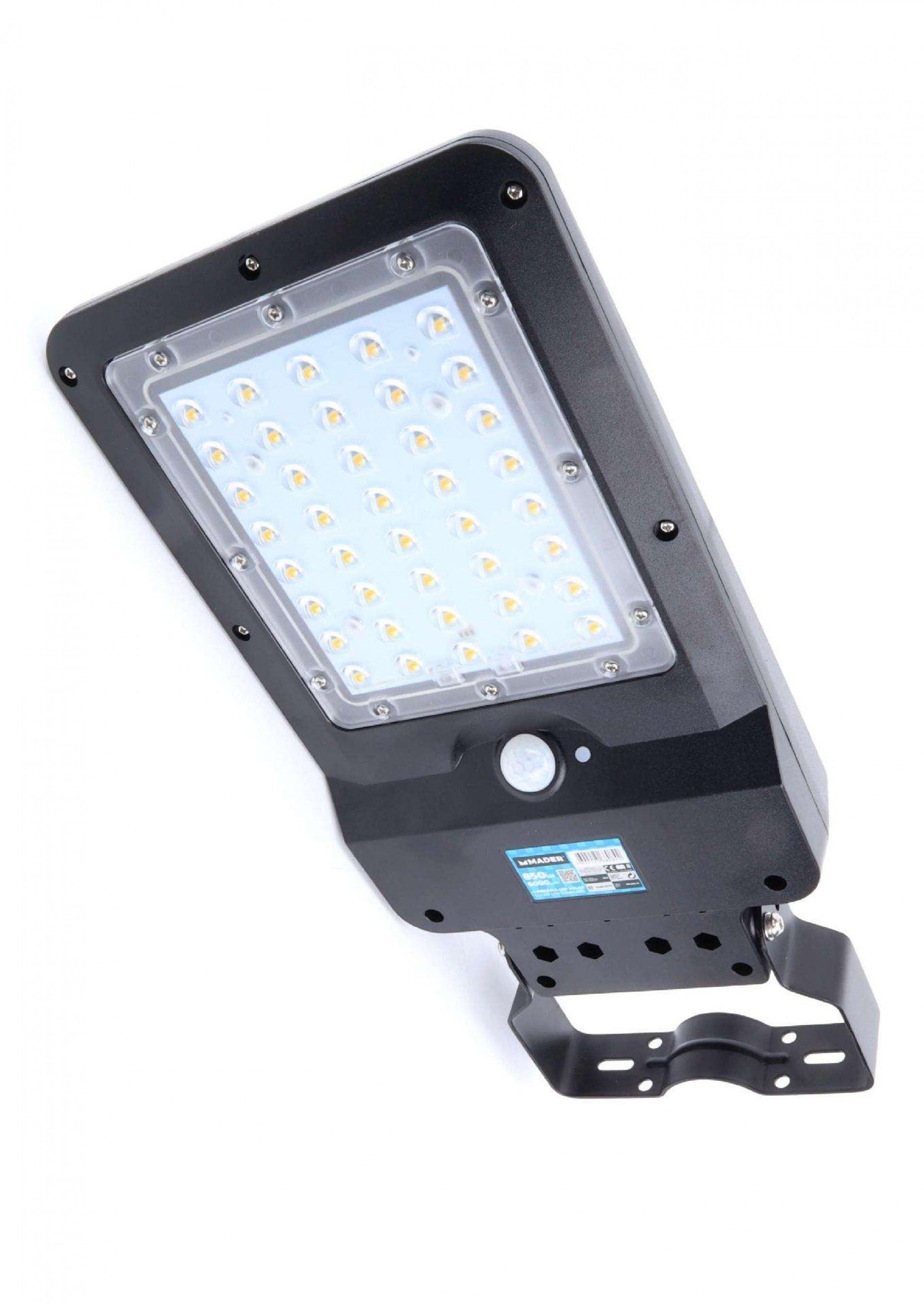 Luminária Led, 850 Lm, Painel Solar refª 68084 MADER