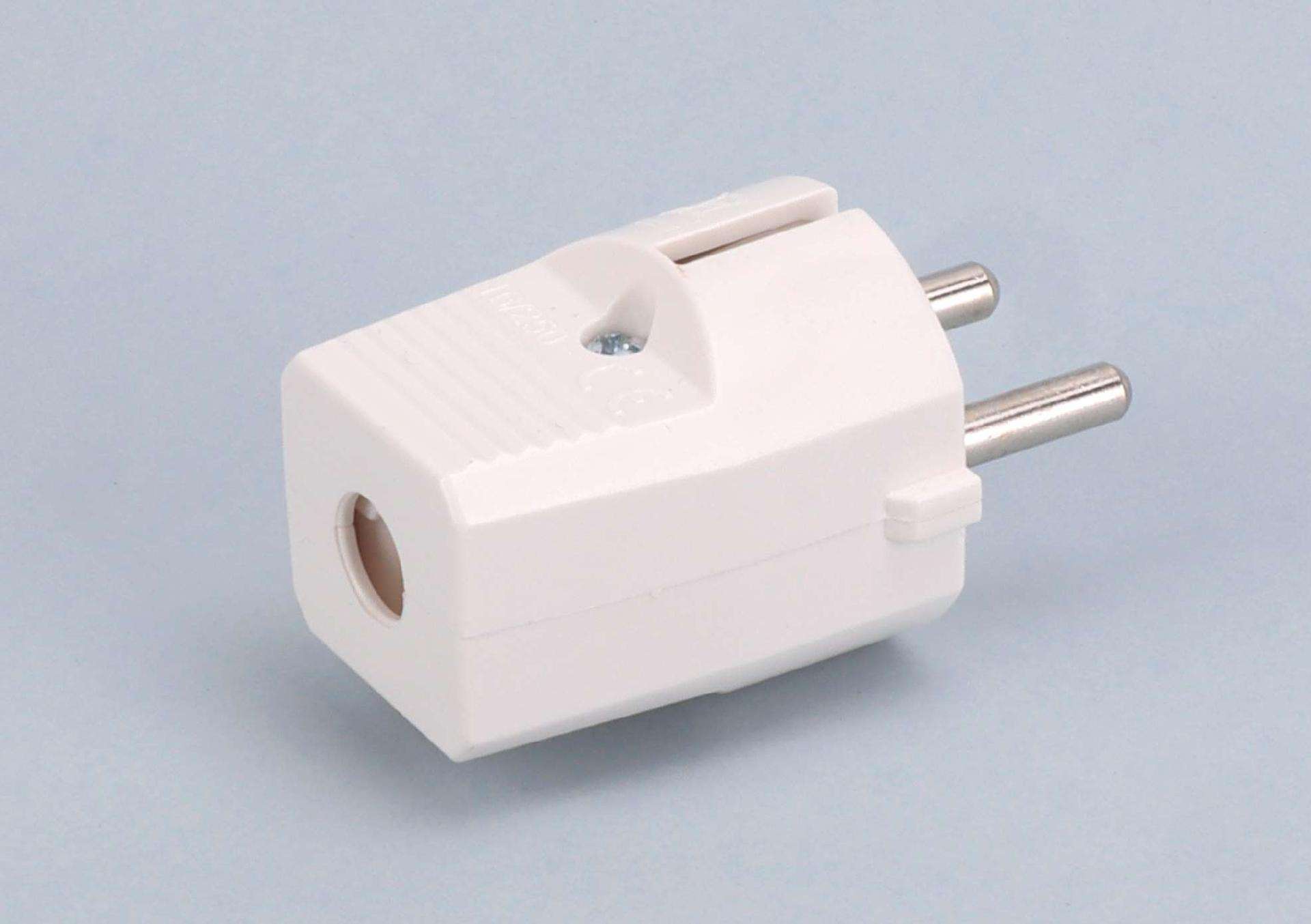 Ficha Elétrica Macho com Terra refª 68036 MADER