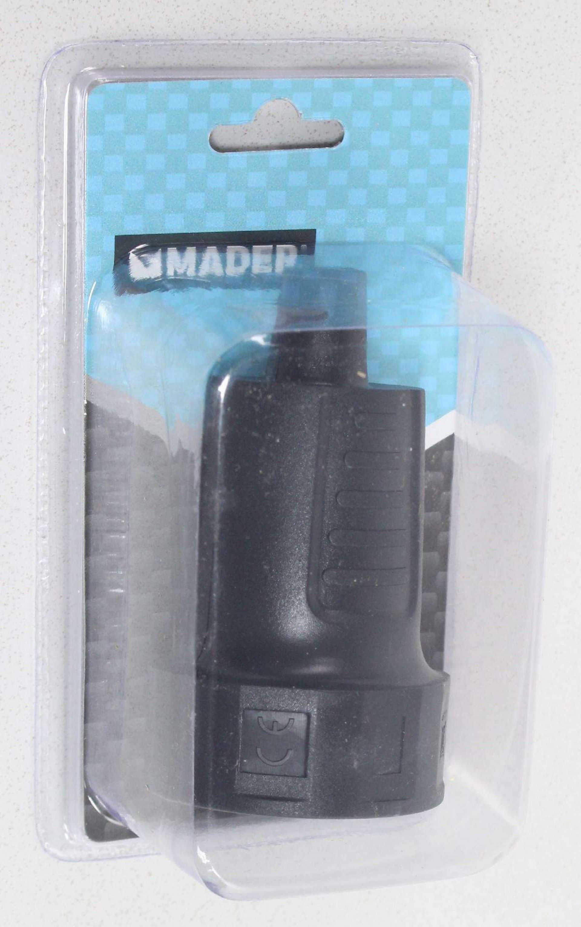 Ficha Eléctrica Fêmea, com Terra, PVC refª 68032 MADER