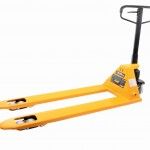 Porta-Paletes Hidrulico, 2.5Ton, 550mm, Roda Nylon ref. 65348 MADER
