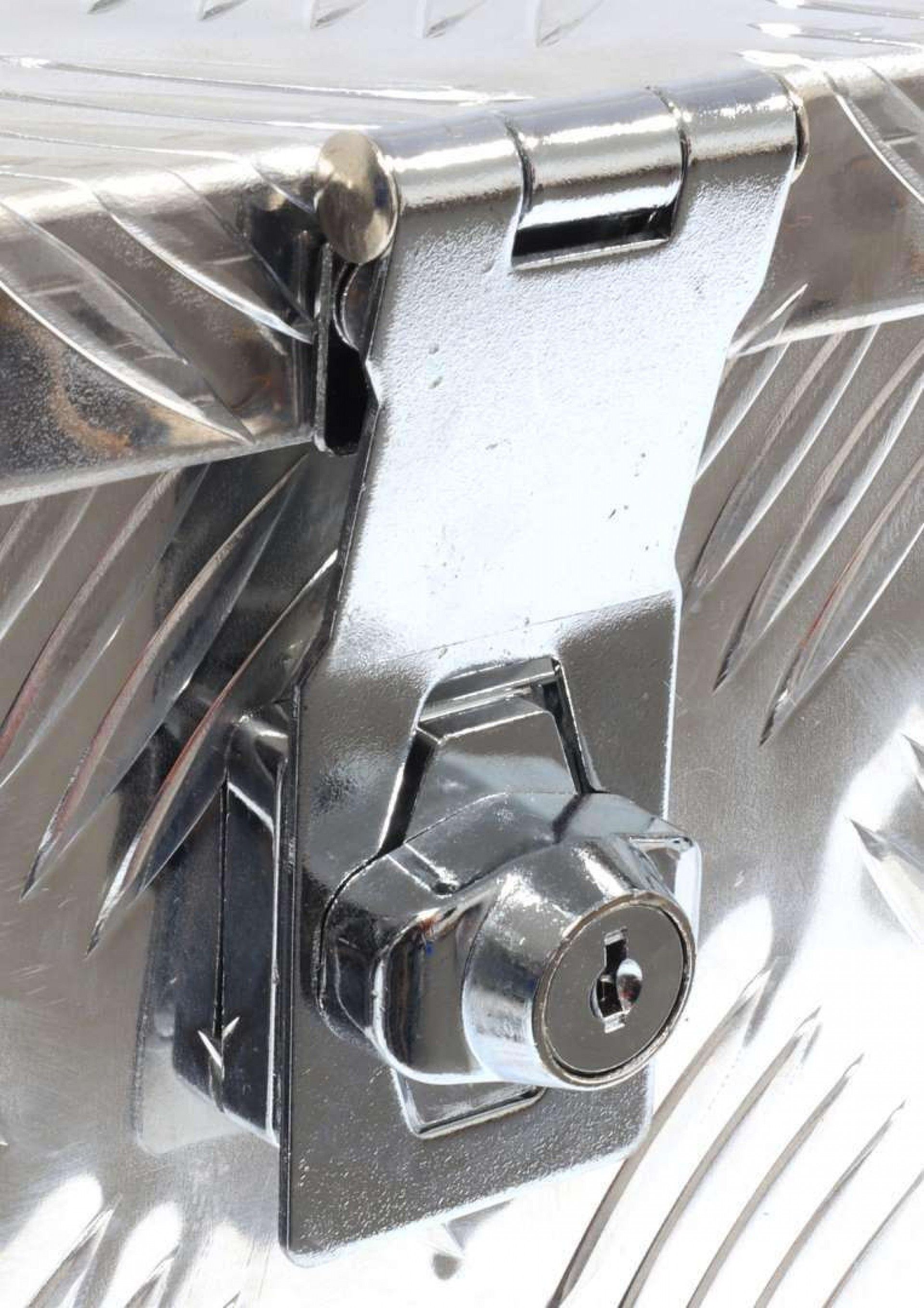 Caixa Multiusos, Alumínio, 760x335x245mm refª 65286 MADER