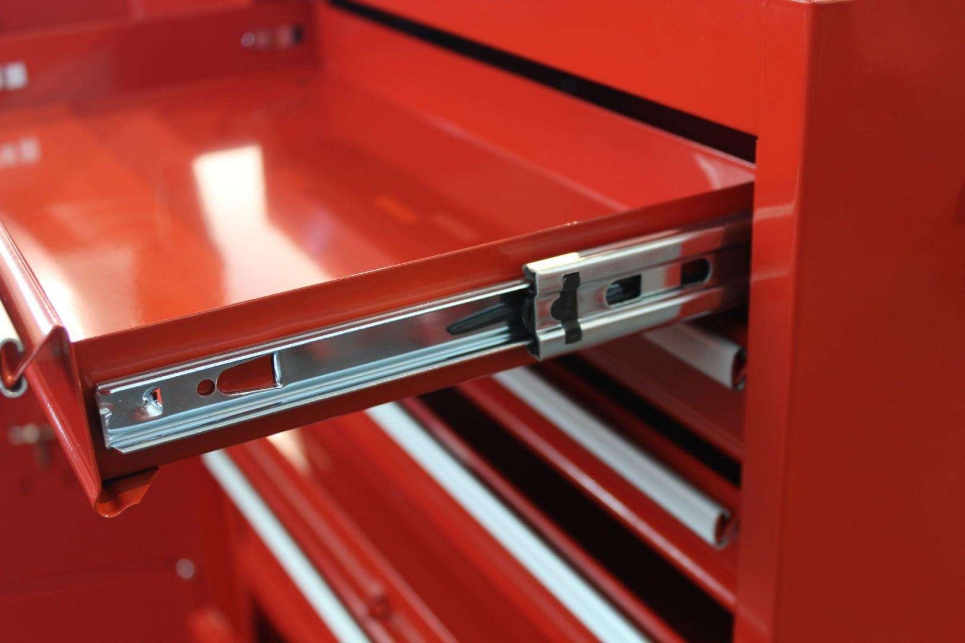 Armário para Ferramenta, 7 Div. refª 65250 MADER