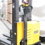 Stacker 1.5Ton (Alt mx. 3.30m)  560x1150mm 71Ah ref 65234 MADER