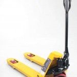 Porta-Paletes Hidráulico, 2.5T, PU, 540x900mm refª 65227 MADER Porta-Paletes Hidráulico, 2.5T, PU, 540x900mm refª 65227 MADER